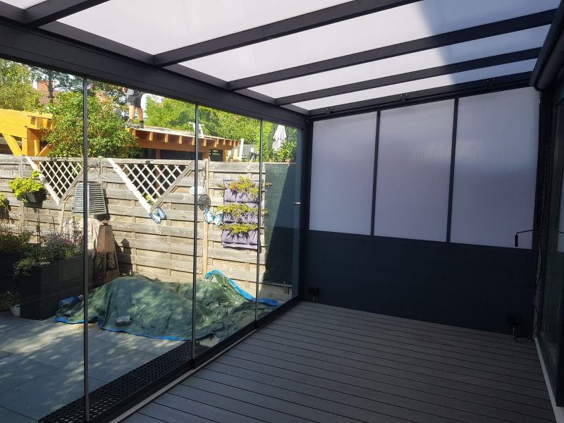 Greenline veranda 600x292 cm - antraciet - glasdak - incl. glasschuifsysteem, aluminium zijwand en onderdakzonwering - SALE02202